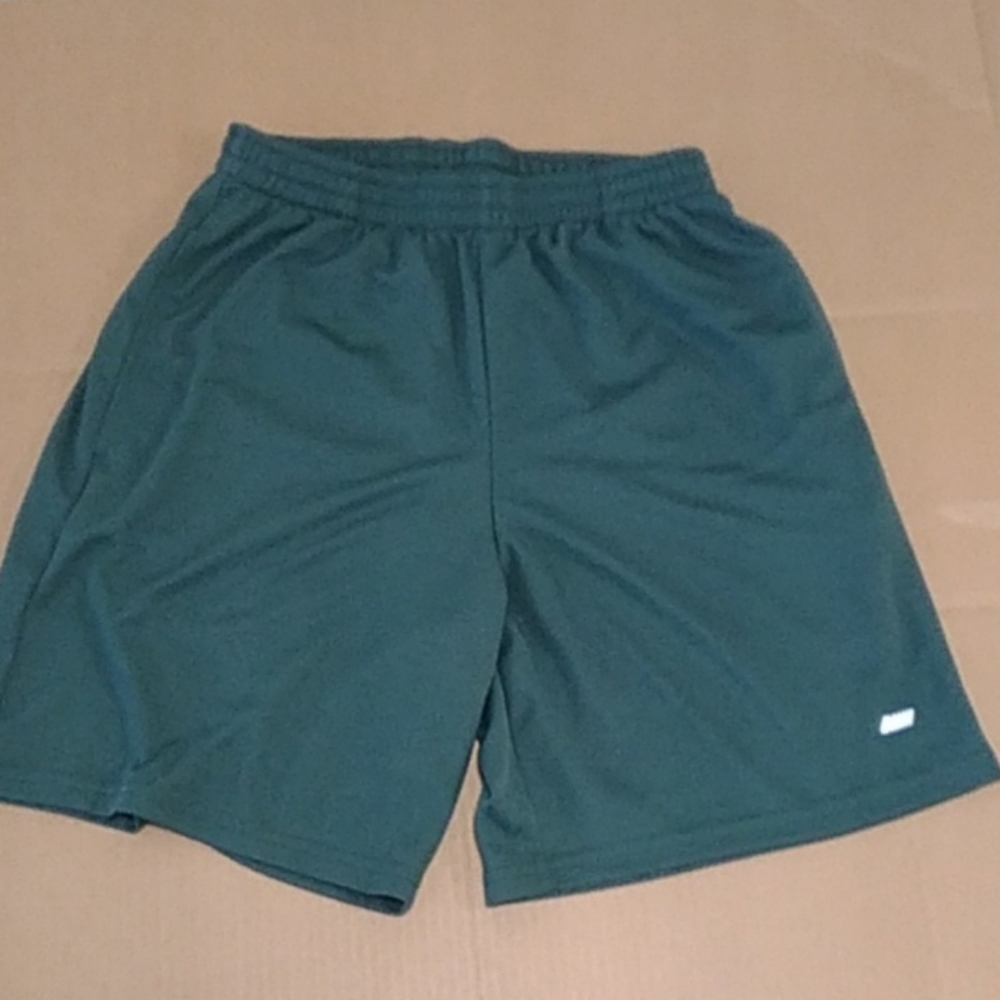 Amazon Essentials Olive Green - image 2